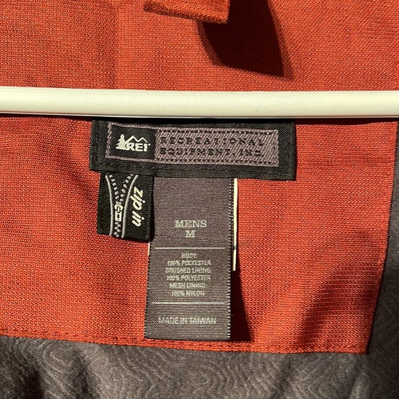 REI ski/ snowboard jacket rust color medium - Picture 3 of 4